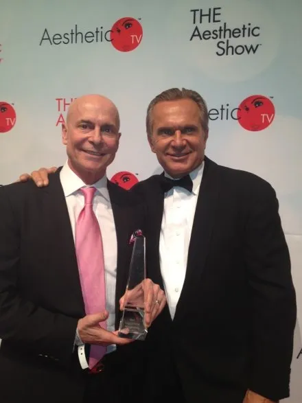 Dr. Niamtu wins award